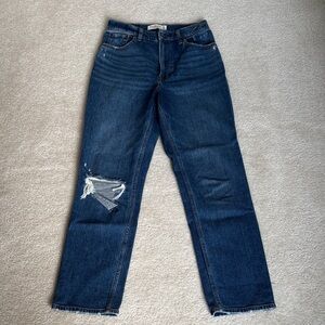 EUC Abercrombie & Fitch Curve Love Ankle Straight Ultra High Rise Jeans 27/4